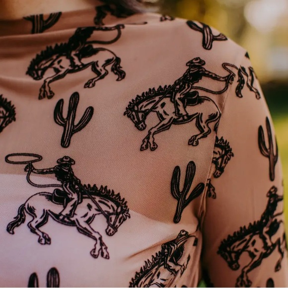 Cactus & Cowboys Velvet Mesh Layering Top - Picture 2 of 3